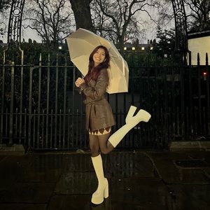 Meet your Posher, Emily